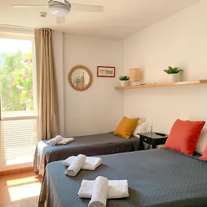  Habitación en casa particular Centrica Con Aire Acondicionado Bano Privado Nevera España
